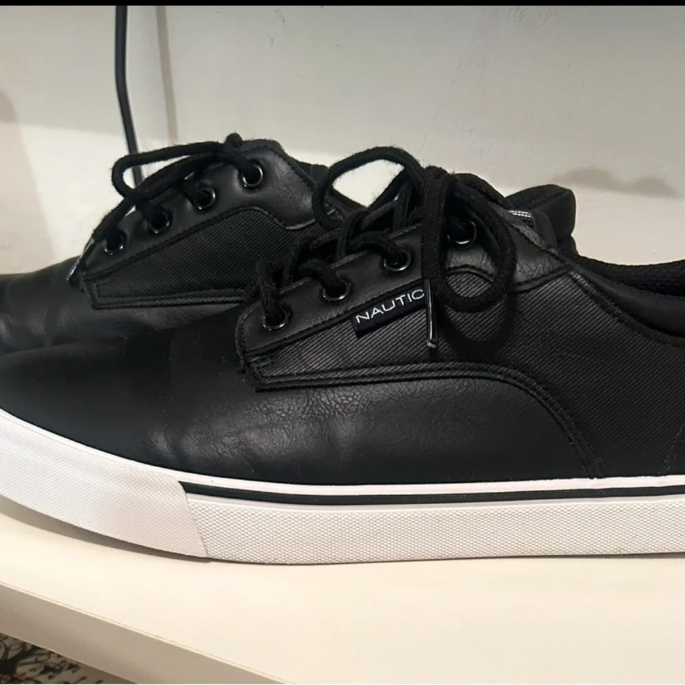Nautica Men's Black Casual Sneakers